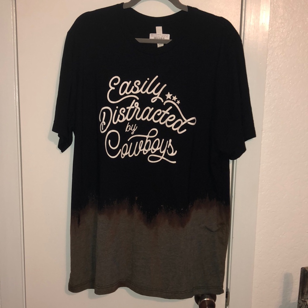 NWT Easily Distracted Tee 2XL